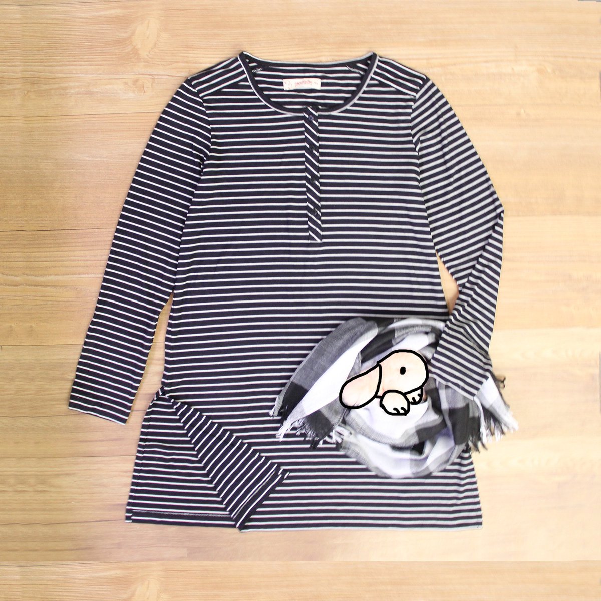 corniche173's tweet photo. 🐃 #corniche #monylongtee rp 289.900 https://t.co/o89M3AYmXL