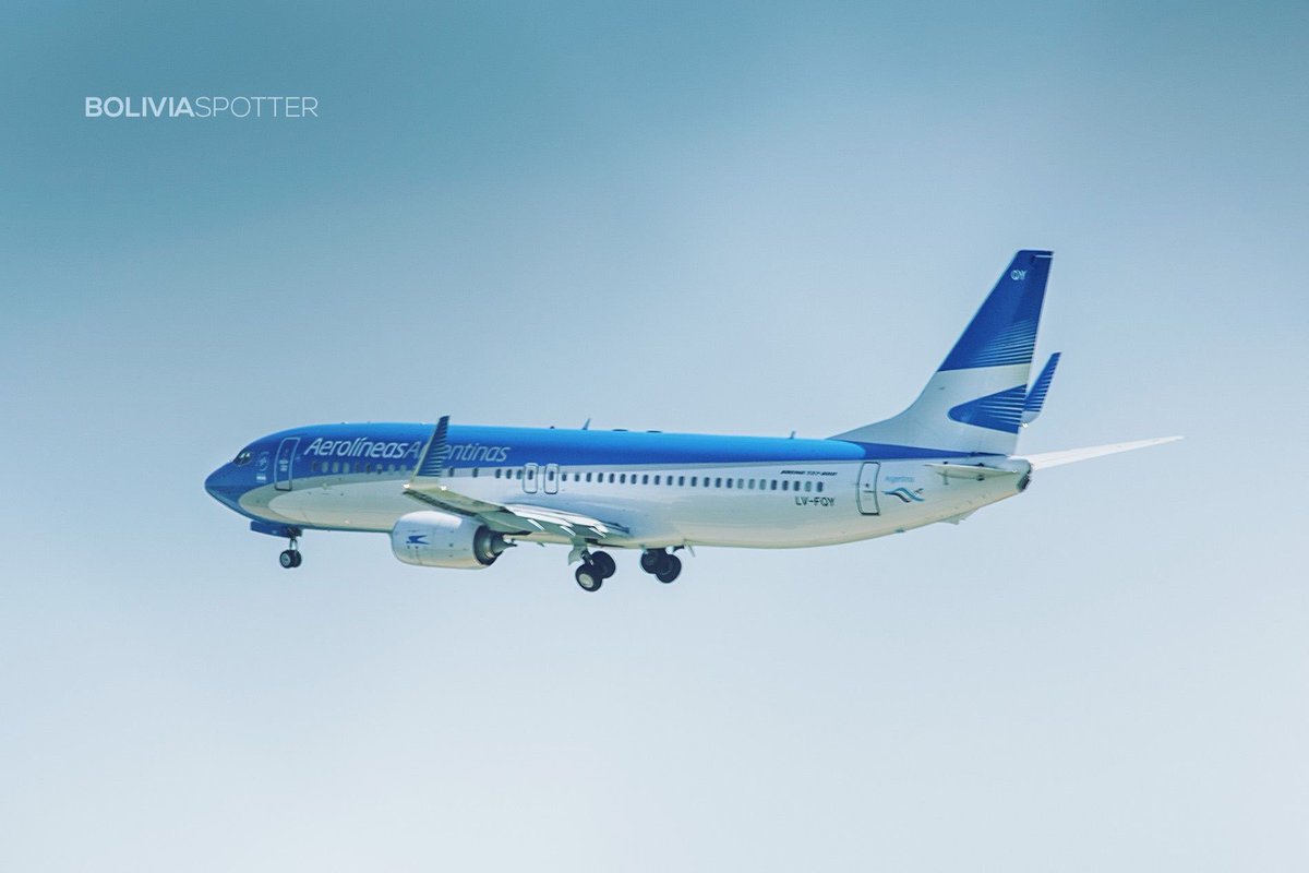 BoliviaSpotter's tweet photo. Hermosa aproximación de AR a SLVR @Aerolineas_AR @ArgIntlSpotters @SpottersCordoba https://t.co/1nCq9f2C3I