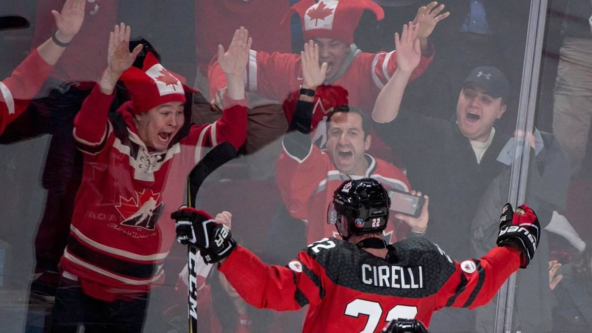 TeamCanada's tweet photo. Going for gold! #TeamCanada beats Sweden 5-2 for a spot in #WorldJuniors final against United States: https://t.co/AHS7BAbajG https://t.co/XfAGHONi5O