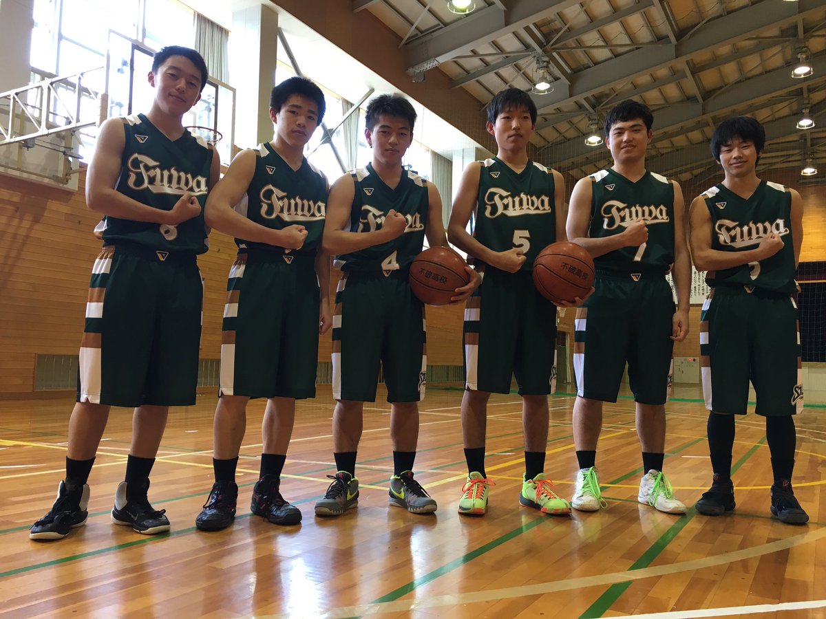 パワーハウス岐阜 Team Wear 不破高校男子バスケ Fuwa Storm 緑 白 ベースに濃金を差し色に使った カッコイイユニフォームです パンツ裾には Storm のロゴも入りです O O 9日のゲームは新ユニフォームで臨みます 不破高校 パワーハウス