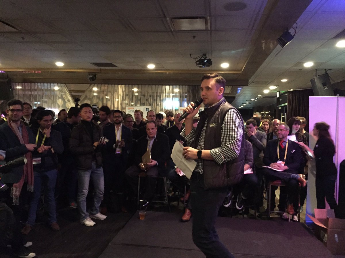 CherylFoil's tweet photo. About to judge some @CES startups at @TechCoHQ's startup pitch night! #TechCoCES https://t.co/0fxY0wOtDM