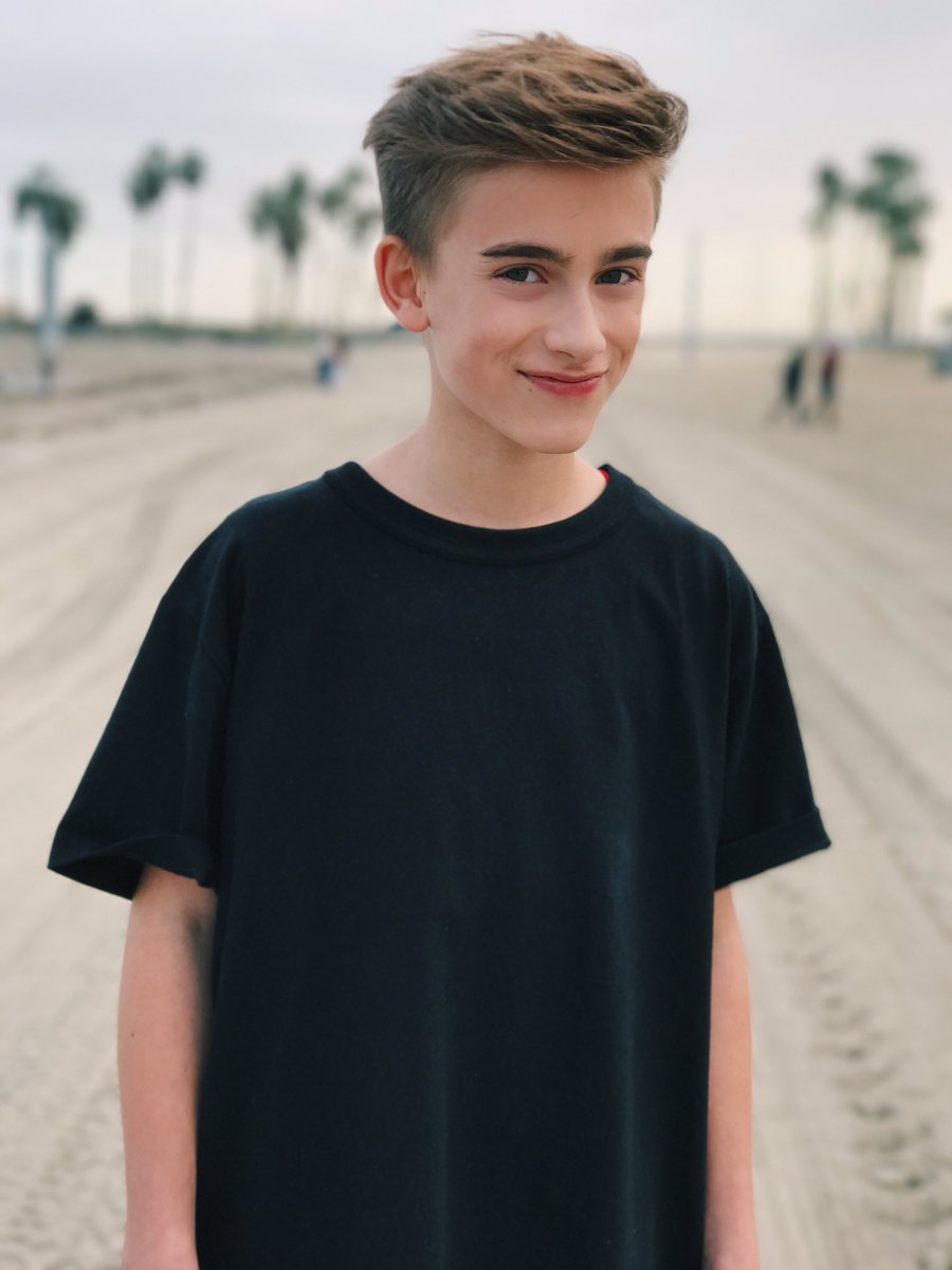 Johnny Orlando Wallpapers - WallpaperSafari