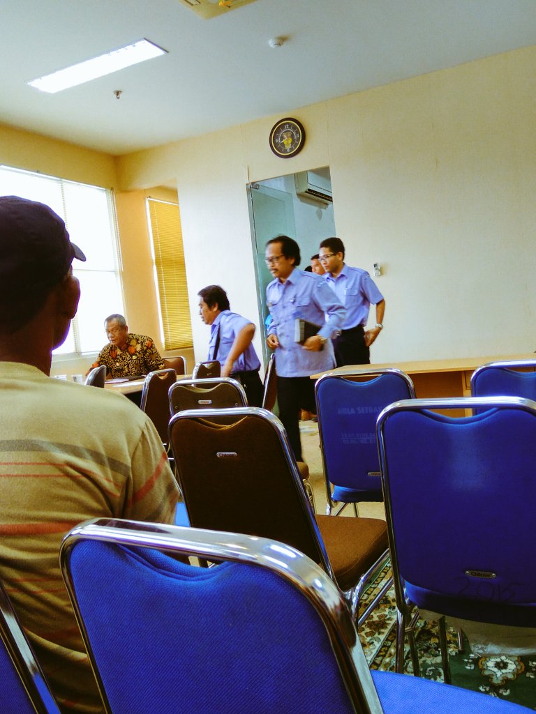 Topitpenyuluhsi's tweet photo. Selamat pak datang pak @BudidayaKKP @yunanpadmo di kabupaten Simeulue 
@donna_cutest kapan kemari dan @frozagp9 https://t.co/3vJspDuiZi