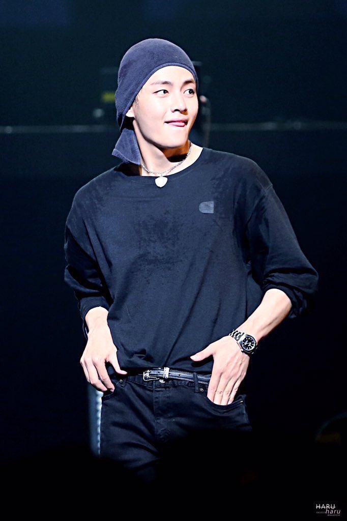 taehyungpics's tweet photo. I love death https://t.co/aKEhmWeFtp