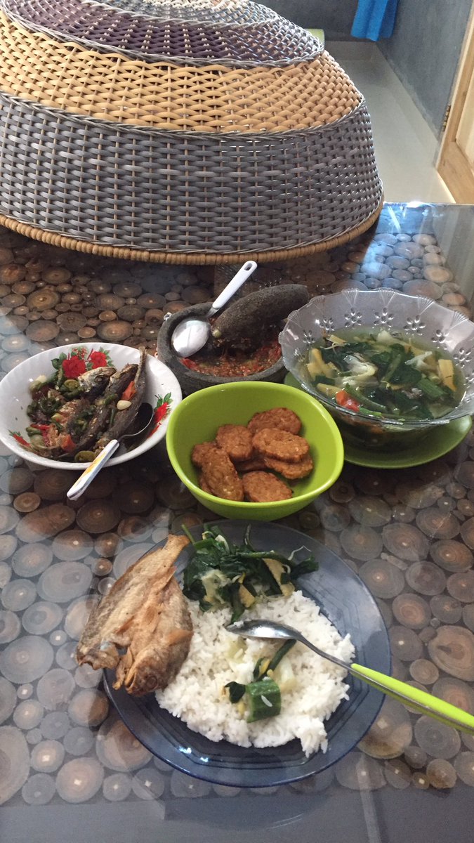 Sederhana tapi yo joss
<a href="/iceicha/">SBC</a> #makansiang