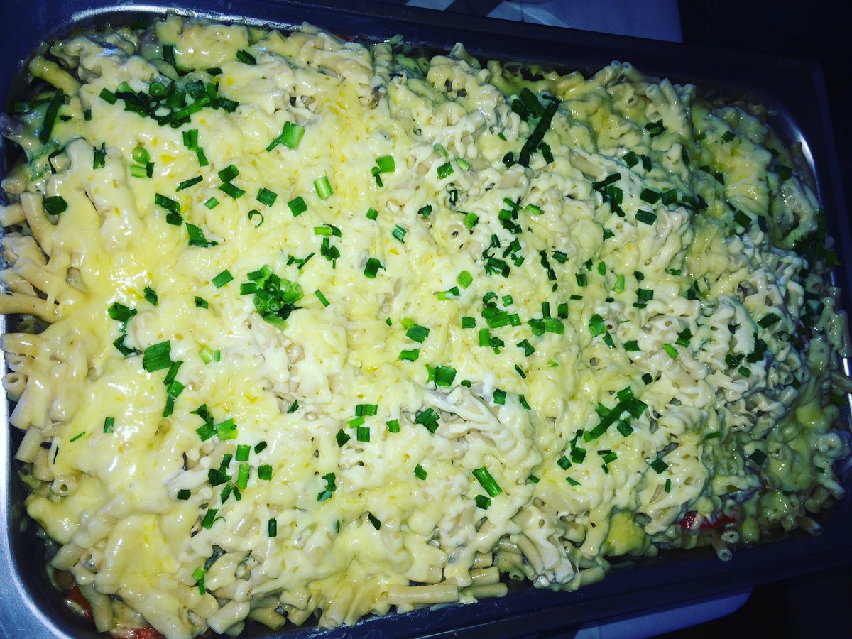 threefratelli's tweet image. Creamy pasta