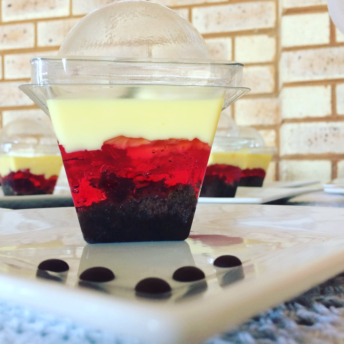 threefratelli's tweet image. Trifle