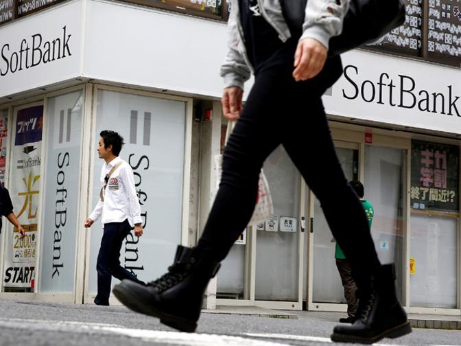 businessanglr's tweet image. Apple #confirms $1 billion investment in #SoftBanks #Vision Fund bit.ly/2iescgs