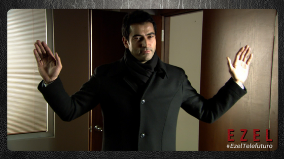 EzelTelefuturo's tweet photo. ¡Muy buenos días para todos! 🎉👋🎉 ¡Luego de que #Ali se entregara, #Ezel decidió hacer lo mismo! 😱 ¡Pero eso no duró mucho! 👏😈 https://t.co/Off6JbmZkf