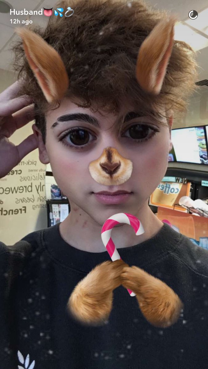 He is honestly so hot 😍😍

( <a href="/mikeybarone/">mikey</a> )