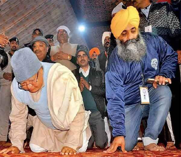 laluprasadrjd's tweet image. &quot;सूरा वही सराहिये जो लड़ै दीन के हेत
पुरजा-पुरजा कटि मरे तहू न छाड़ै खेत&quot;

#350thPrakashParv व गुरुपर्व की लख लख बधाईयाँ।#GuruGobindSingh