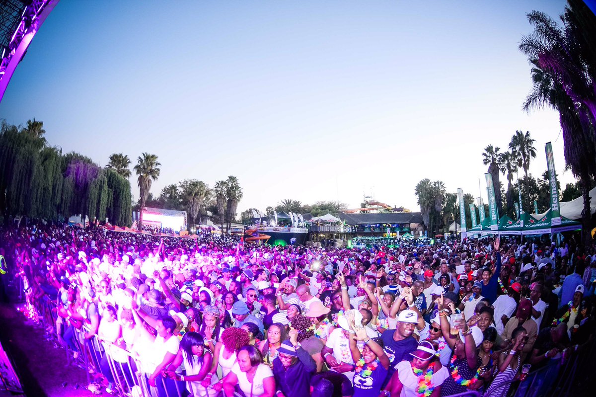 SpringFiestaSA's tweet photo. #TBT #SpringFiesta2016's main stage madness... You ready for #SpringFiesta2017?
Brace yourselves... It's coming π₯ https://t.co/h885L18kGC