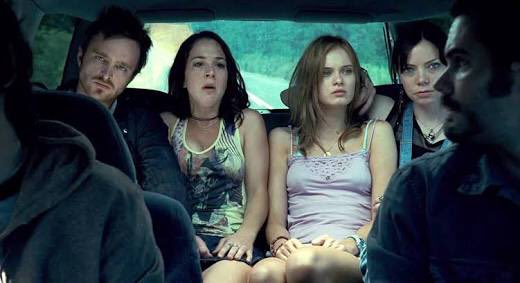 FreetimeMovie's tweet photo. The Last House on The Left หนังโคตรโหด เล่าถึงโจรที่ฆ่าข่มขืนเด็ก แล้วรถเสียและไปขอความช่วยเหลือจากบ้านพ่อแม่เด็ก เลยโดนล้างแค้น #movietwit https://t.co/Siylynlf6q