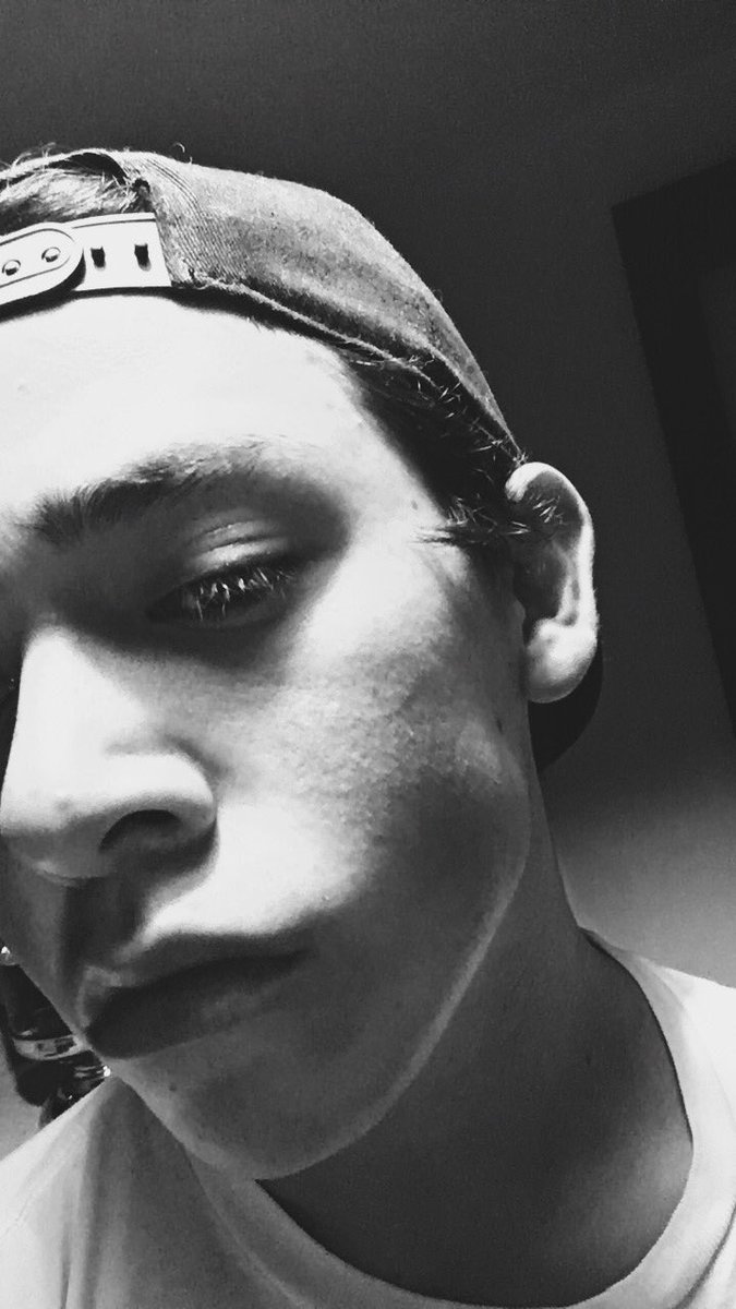 QuincampoixZ's tweet image. Stan me, gay twitter