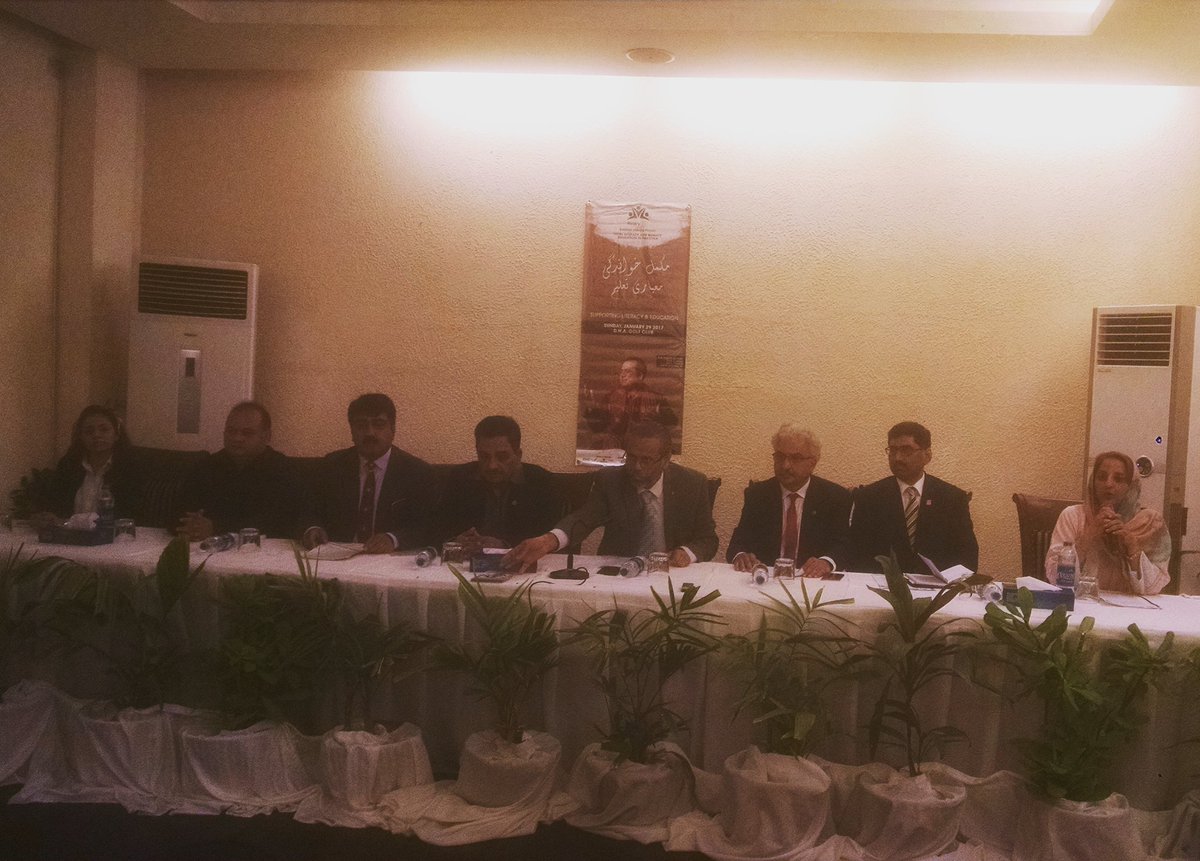 page3pakistan's tweet photo. Media meetup #RotaryPakistan #RPLM #Rahatliveconcert supporting for literacy & Education @starlinkspr https://t.co/1D9ncCxv5J