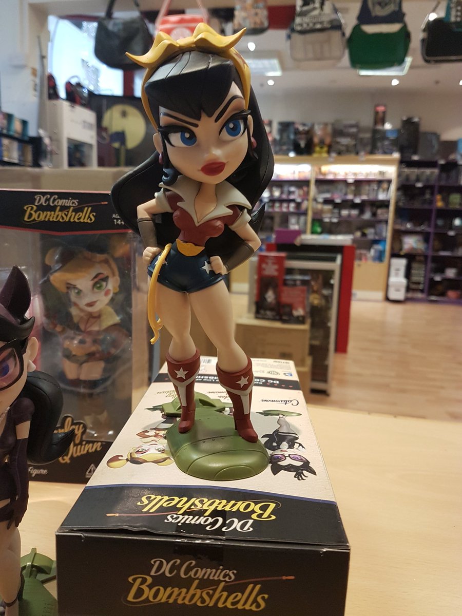 MovingPicDevon's tweet photo. Awesome #dcbombshell vinyl statues avaulable instore and online now #HarleyQuinn #Catwoman #WonderWoman #dccomics https://t.co/jif6FhZpgp