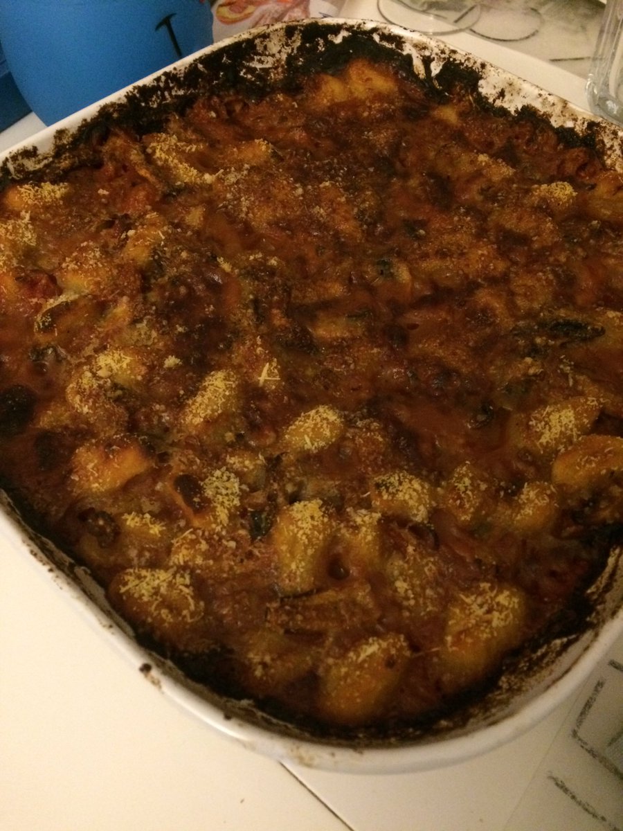 CamilleFradetal's tweet photo. Ce soir on se régale ! Gratin de Gnocchid champignons et parmesan. Merci @QuiToque_fr et @sampleo #sampleoquitoque #quitoquesampleo https://t.co/vTbk0ym5t8