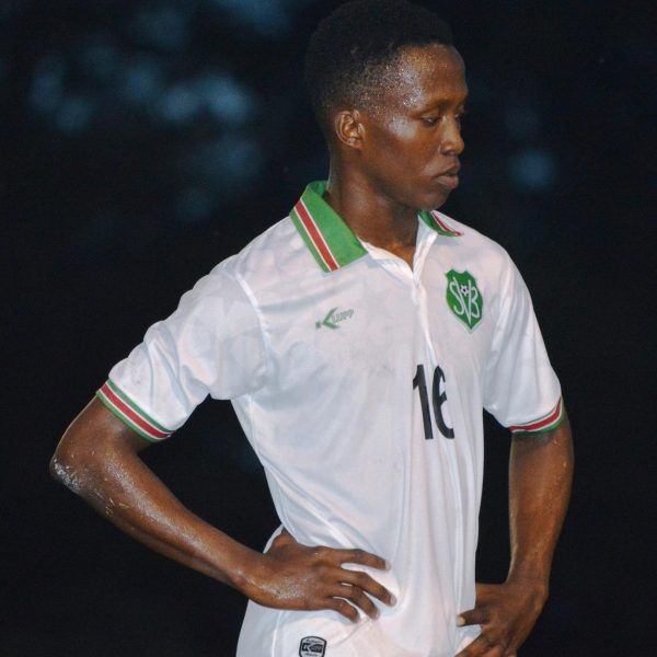 Natio_Suriname's tweet image. Wereldprestatie! buff.ly/2hU0N7y
Ivanildo Rozenblad schiet Suriname in extremis naar overwinning tegen Trinidad &amp;amp; Tobago.
#Natio