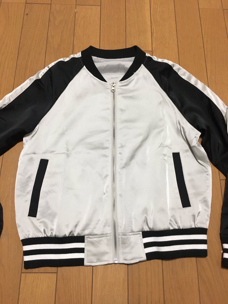 kznr__2's tweet photo. 原宿に丁度いいの売ってた！！！！
4500円ぐらいのやつがセールで990円！！いい買い物！！

これの二宮和也バージョン作る（ ; ; ）💗

#ジャニカン
#嵐 https://t.co/Phn8Ou0MK9