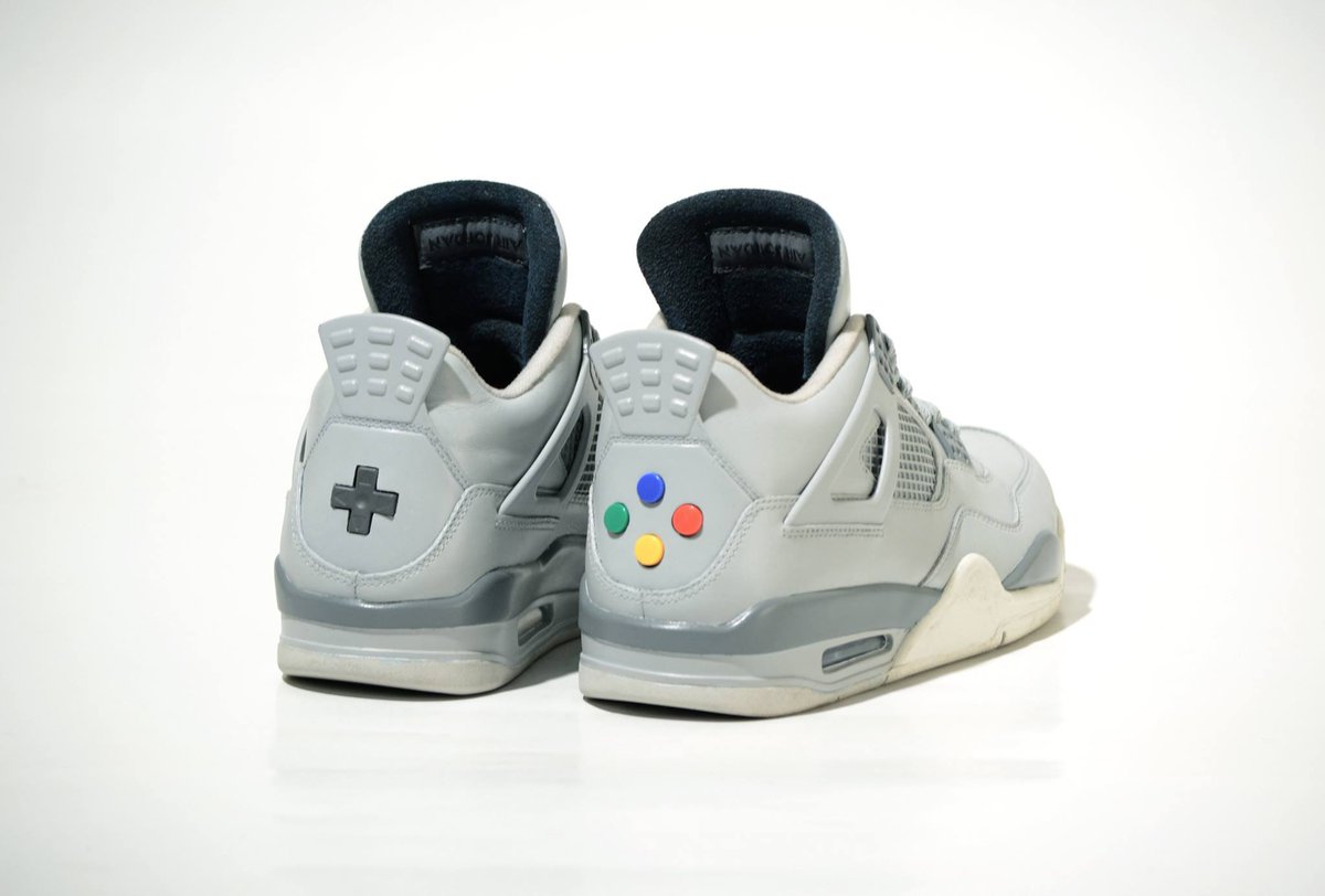 Level up in these limited edition Super Nintendo sneakers trib.al/1xRne4p