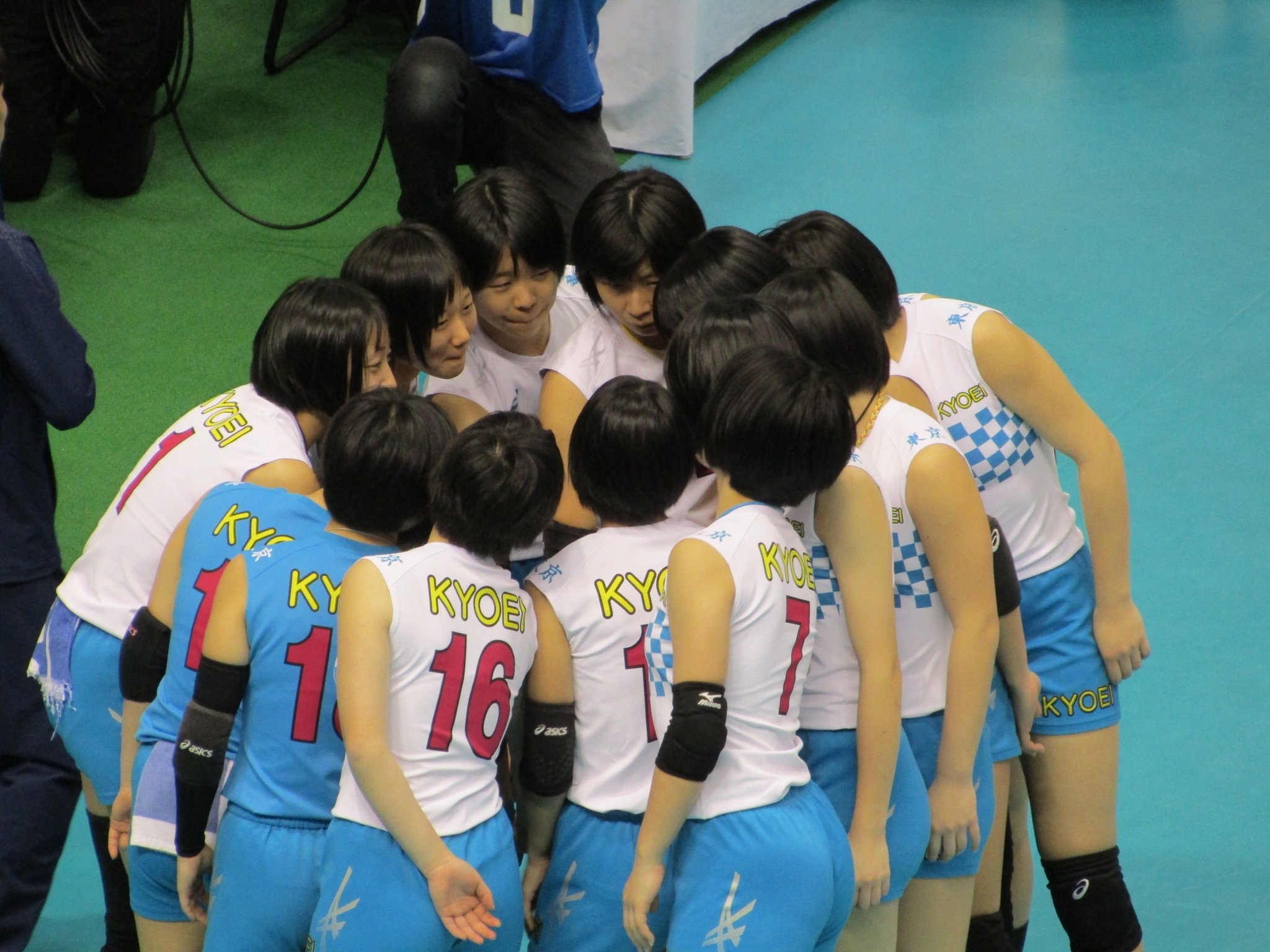 女子バレーボール パン線 2025年2月12日8時バレー中学 | TikTok