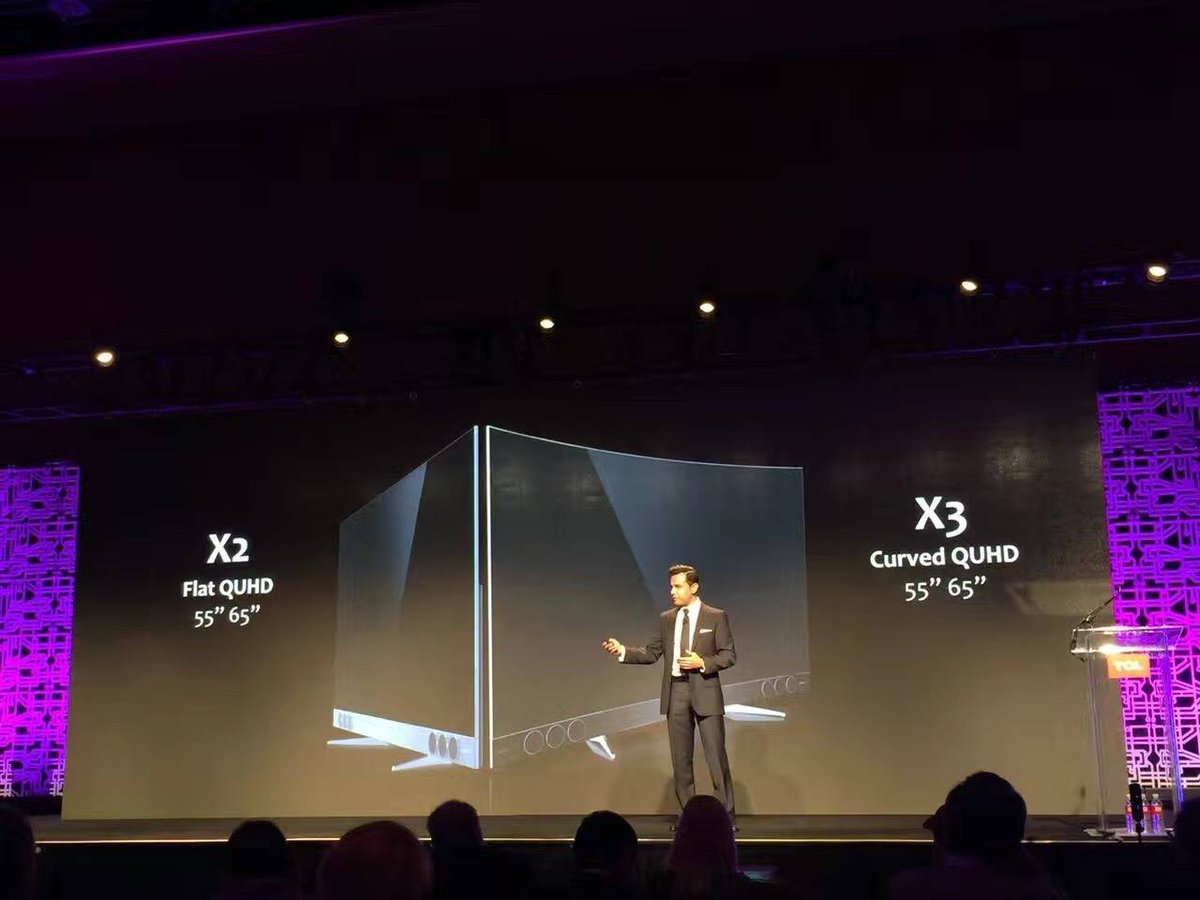TCL_OficialBR's tweet photo. No stand 12929 da #CES2017 você confere a mais alta experiência em visualização #4K e #HDR das novas tvs série C, X2 e X3! #TCLTV #TCLBRASIL https://t.co/Xqv8vW38d5