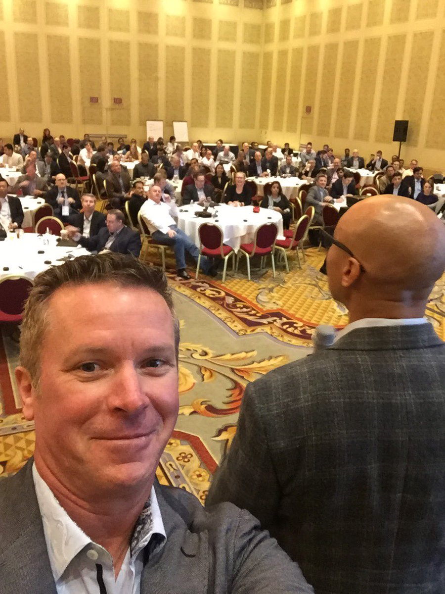 ngurule's tweet image. That&apos;s one good looking room! #saphec family #SAPFKOM