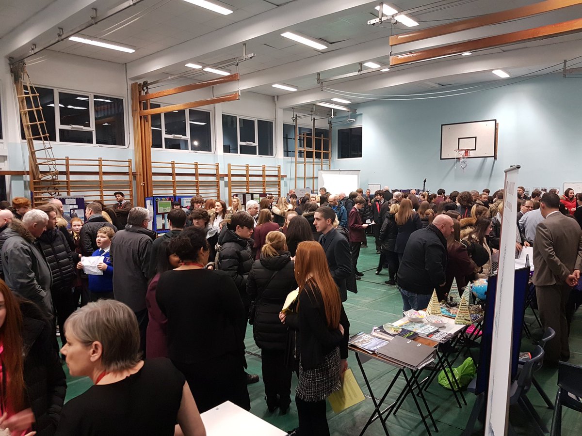 maricourt6form's tweet photo. A busy night at our Sixth Form Open Evening. Contact us for details. https://t.co/M2NUCgSmta