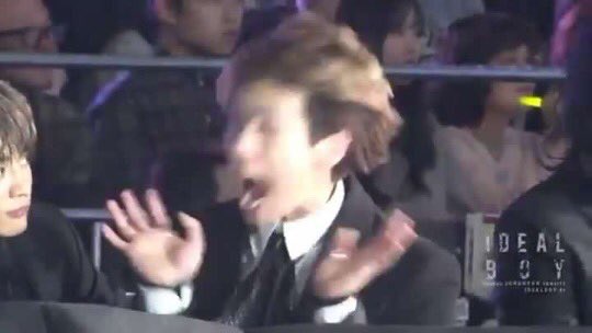micaotakume's tweet photo. (Just woke up.) We got the prawn!!!! Thank you shawols! Our hard work paid off!! <3 #SHINeeGDA https://t.co/3ZURGZmD0J