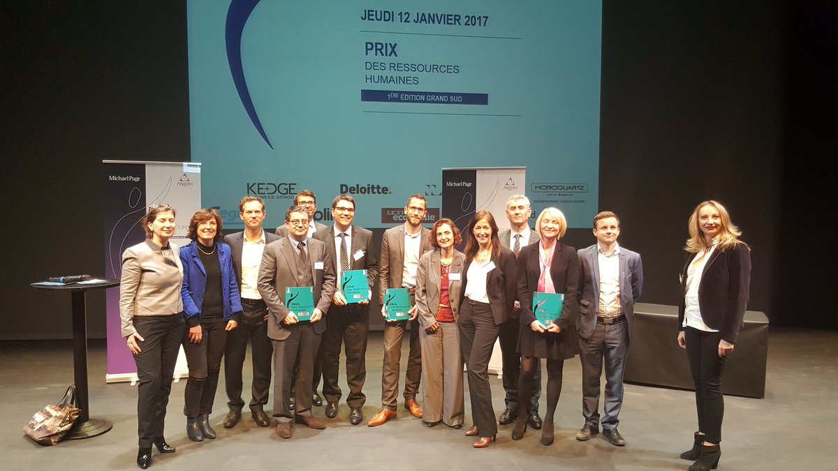 SSchemb's tweet image. Une belle soirée aux côtés de @michaelpagefr &amp;amp; #AndrhProvence à l'occasion de la cérémonie du #PrixRH Grand Sud 2017