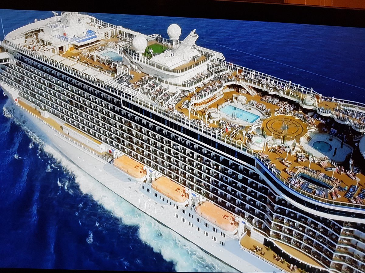 SeafarersWeek's tweet photo. Lots of amazing maritime careers on show tonight! #TheCruise @ITV https://t.co/KdSxNuOmc0