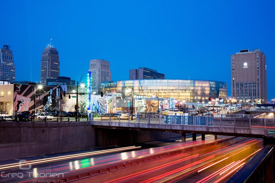 GregThonenPhoto's tweet photo. Sprint Center during the 2013 Big XII tournament.
#tbt #sprintcenter #kcpowerandlight @twolightkc https://t.co/Y71EcZgdvt