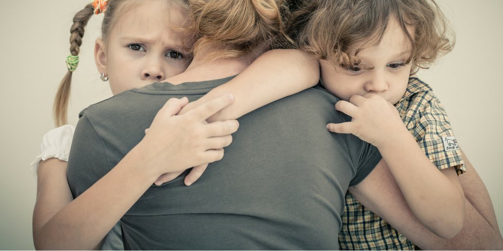 RecoveryAnswers's tweet image. New study finds including children in mothers’ treatment hastens recovery | buff.ly/2jB2keV @osuresearch