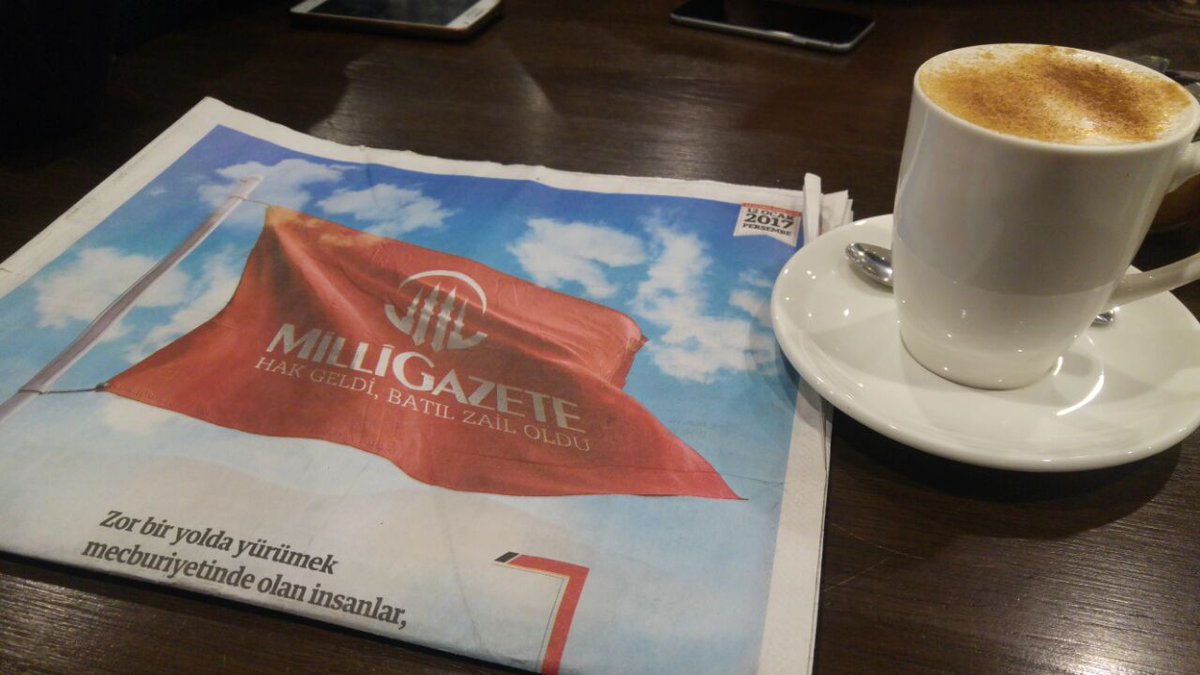 saadeterzurum's tweet photo. Yönetim kurulunun milli gazete etkinliği.
Gazetemi Cafe Time' da unuttum...
#45YıldırMilliGazete https://t.co/Fsk1EqrmXK