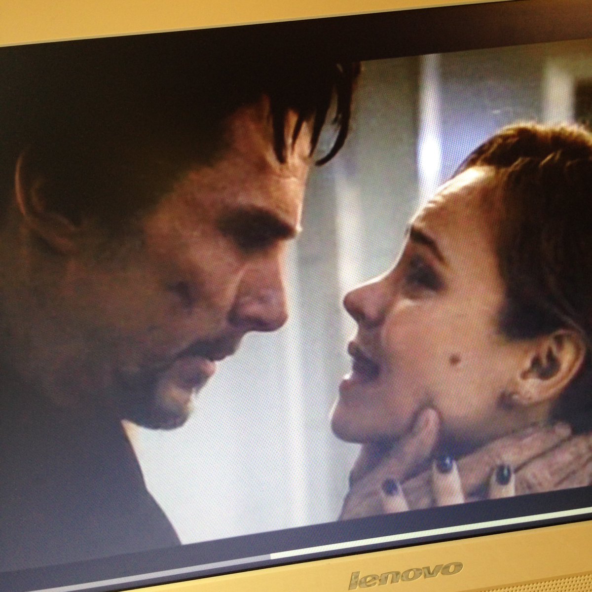 soluyaw__'s tweet photo. 😭😭 #ДокторСтрэйндж #Dr.Strange #BenedictCumberbatch #БенедиктКамбербэтч https://t.co/qsKAuMrZzG
