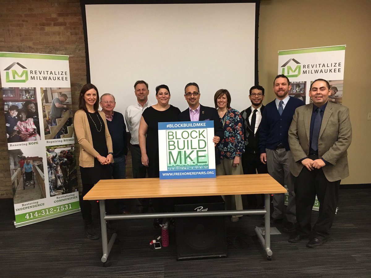 ClarkeSquareMKE's tweet photo. Clarke Square (S 17th between Mineral & Greenfield Ave) just selected for #BlockBuildMKE - we are very excited! https://t.co/82iTFeWbus