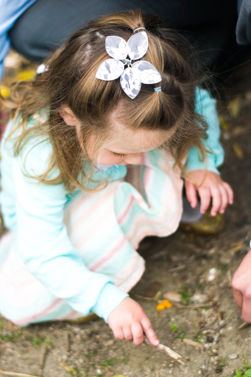 #TBT to last January, when @tamidesigns captured this cute shot of one of our #accessory #Blooms in action. ow.ly/voCo307NWXw