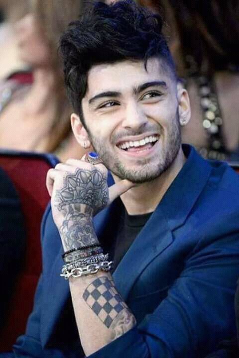 HAPPY BIRTHDAY ZAYN MALIK 