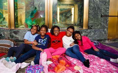Chicago Loves Kids tweet media