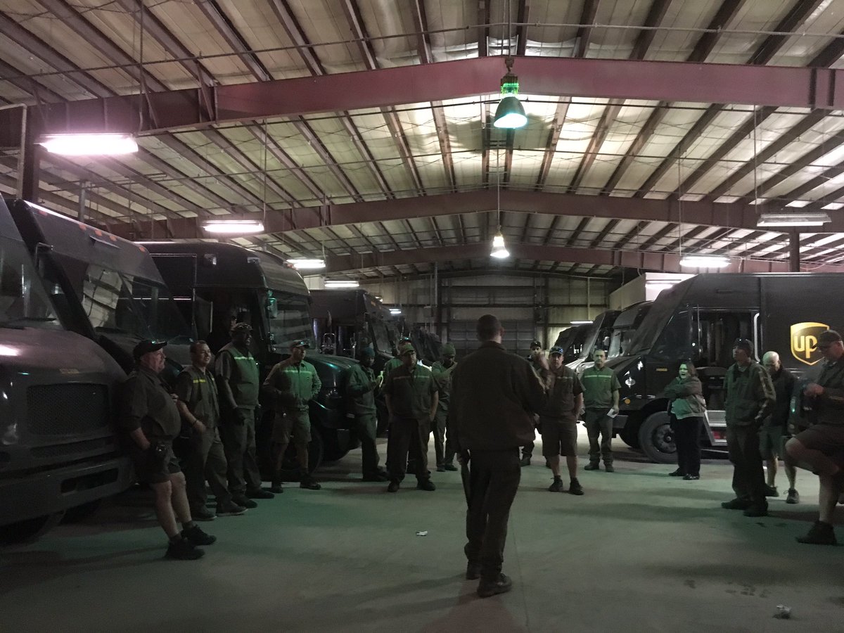 TEAM Jordan prepping for the day! <a href="/AmarilloUPS/">Toni White</a> <a href="/RedRiverUPSers/">Red River UPSers</a>