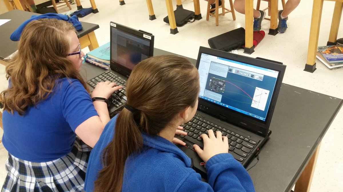 bhendricksonwx's tweet photo. @FWAcademy 7th grader ELI class creating circuits with microcontrollers and breadboards. Also programming virtual rovers. #whiteboxlearning https://t.co/MyZUp2kYJx