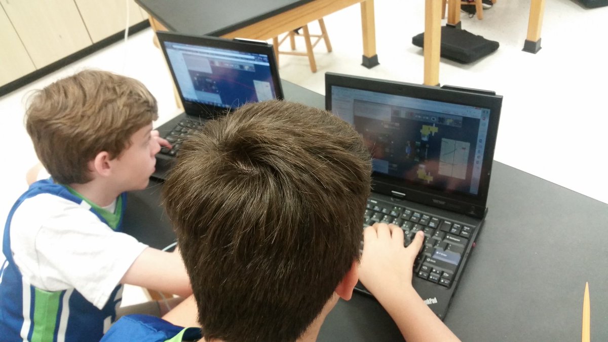 bhendricksonwx's tweet photo. @FWAcademy 7th grader ELI class creating circuits with microcontrollers and breadboards. Also programming virtual rovers. #whiteboxlearning https://t.co/MyZUp2kYJx