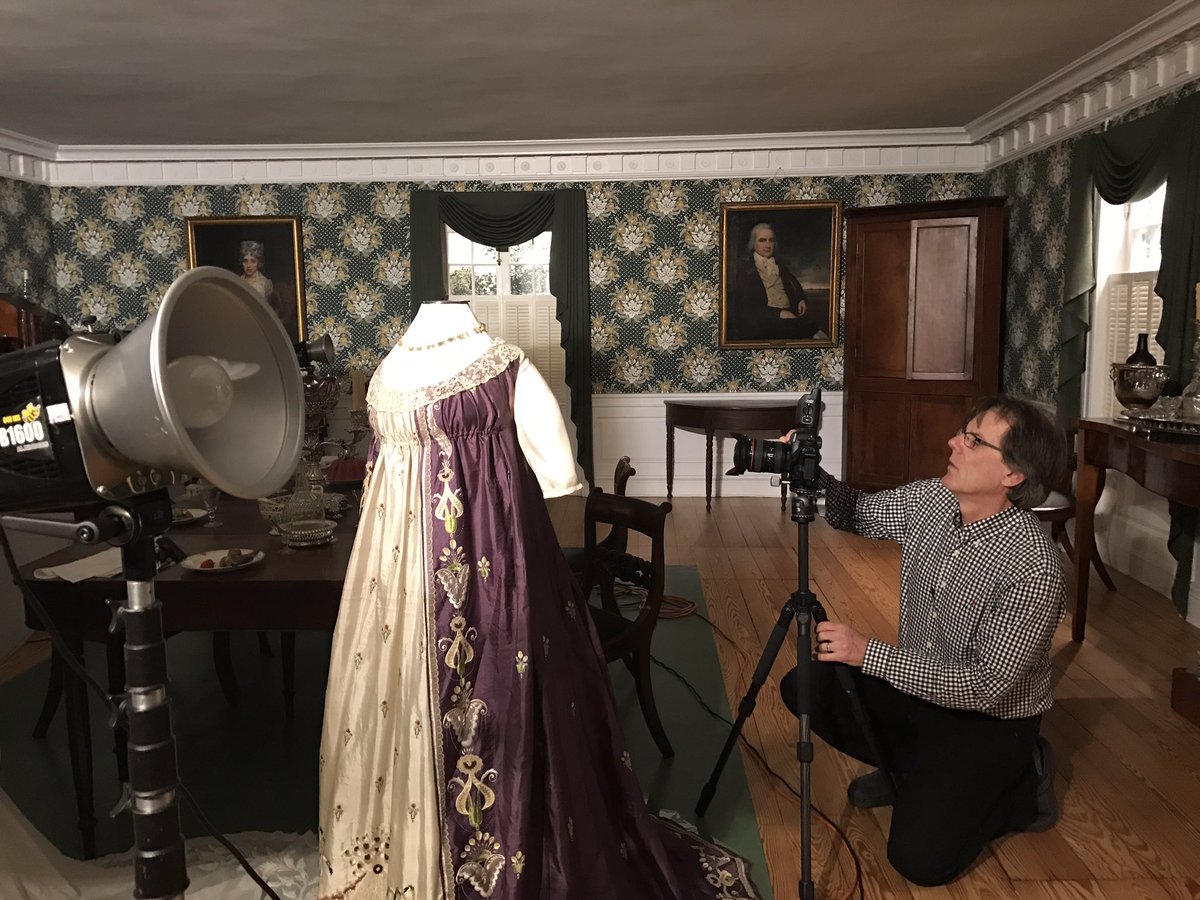 Photographing the photographer in the North Carolina Rm. #darmuseum #anagreeabletyrant