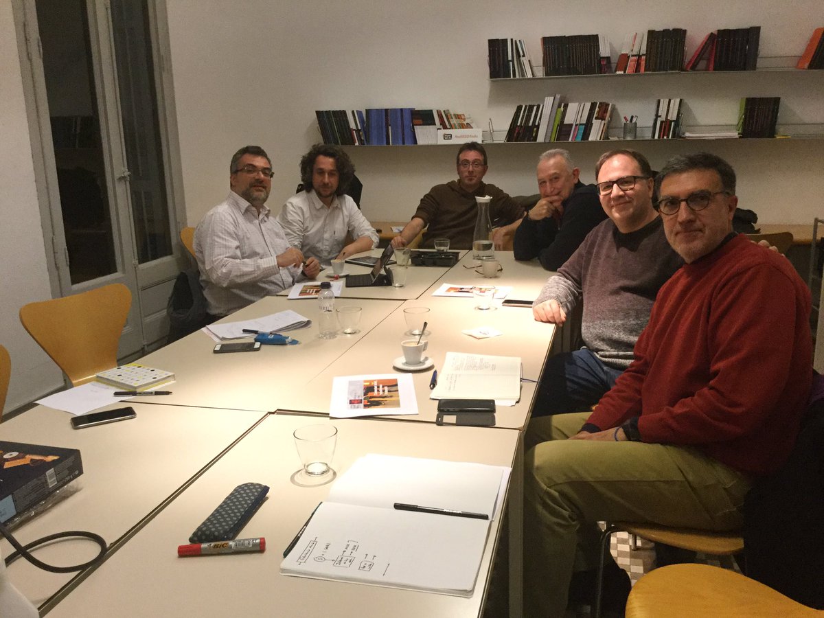 Merce_G's tweet photo. A @FundacioBofill treballant amb #comitecientific del projecte #educaciodema amb @maprats @ictlogist @mudejarico @franksabate @oriolripoll https://t.co/HoUI2kJ5iW