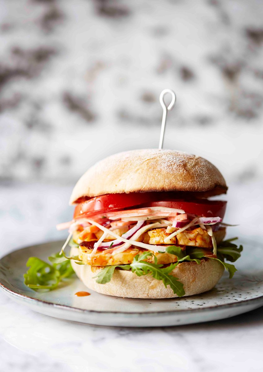 olivemagazine's tweet photo. We're super excited to tuck in to this #halloumi burger! Try our #vegetarian #periperi #burger: https://t.co/xxfdGDQK5Q https://t.co/aiAkgpANJu