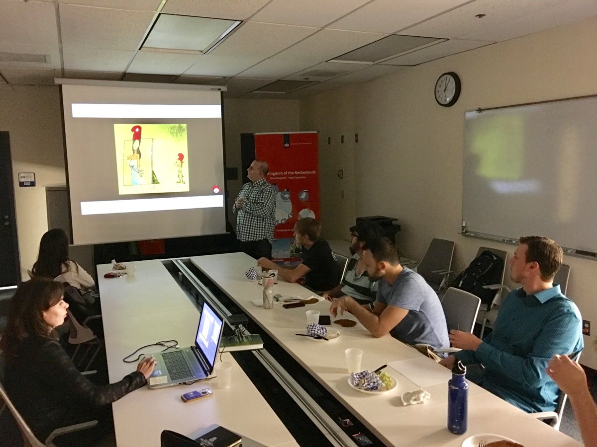 sacostamedium's tweet photo. @garrix explain the students how to put ideas in a cartoon at #Dutchwave Cartoon Workshop on Environment at FIU @NLinMiami @cartoonmovement https://t.co/dlFqKMV2N8