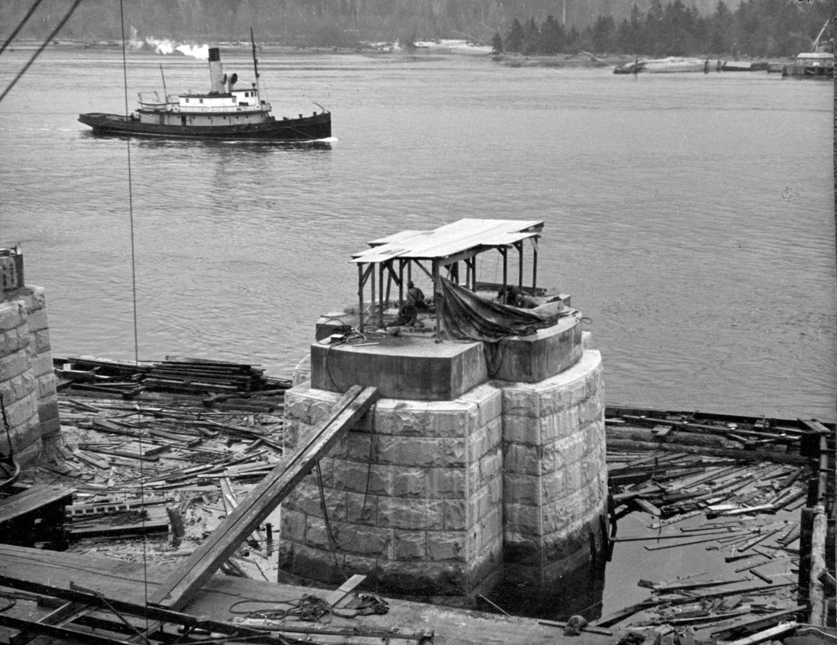 VanArchives's tweet photo. Today in 1938: south piers finished for the Lions Gate Bridge https://t.co/aLBQUh9GZm https://t.co/EBYSqLsQ4a
