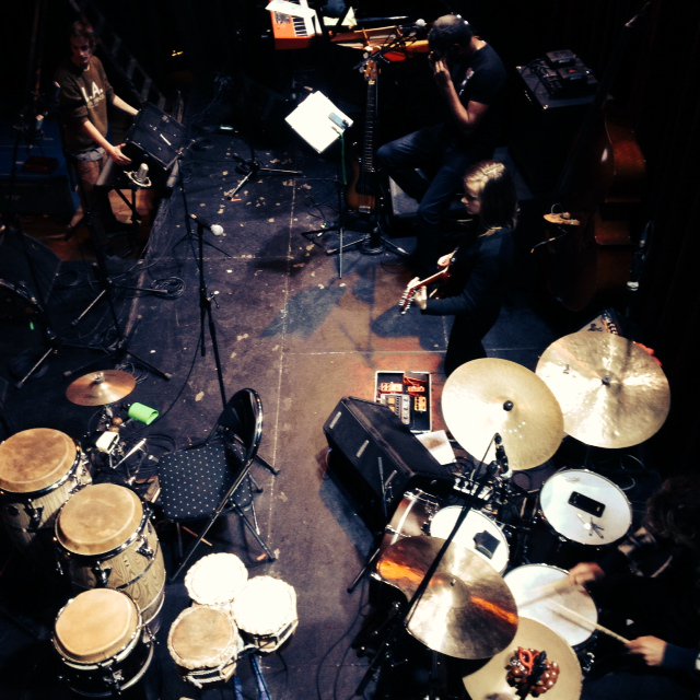 -1h avant l'ouverture des portes !  <a href="/studioermitage/">Studio de l'Ermitage</a> #thegrooveretrievers <a href="/julienlourau/">julien lourau</a> @melissalaveaux <a href="/CelineBONACINA/">Céline BONACINA</a> #jazz