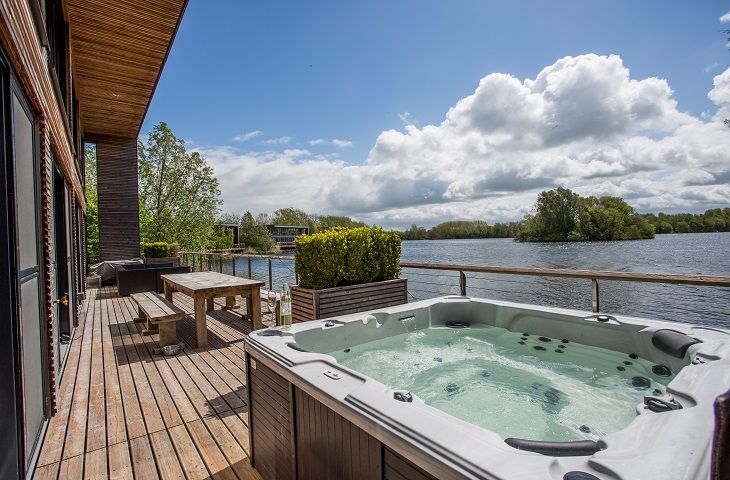 CotswoldsGent's tweet photo. 8 wonderfully unique places to stay in the Cotswolds. Where would you choose?
 
https://t.co/KyXW3lKkrZ … https://t.co/MPPg83noP4