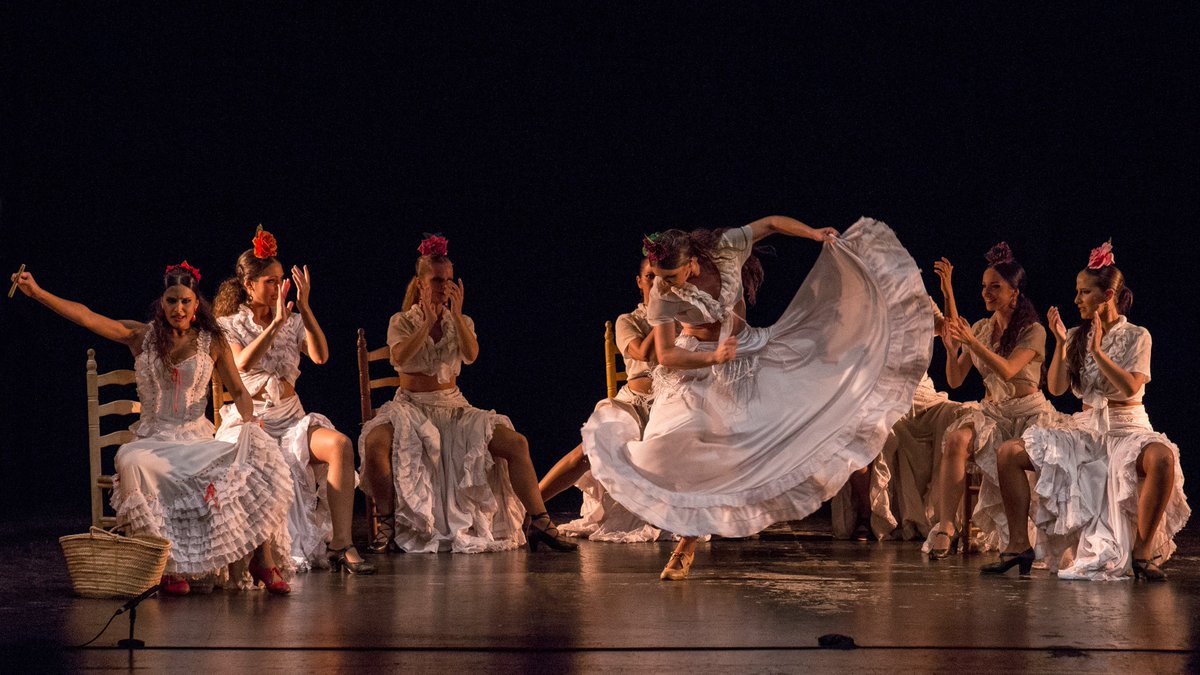 BFM_BFM's tweet photo. Ya estamos en la recta final de nuestra gira por #China con #carmengbizet #flamencodemadrid #balletflamencodemadrid https://t.co/ggG742GQvo